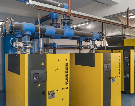 Compressor, Dryer & Air Receiver Tank Installation &ndash; photo 6
